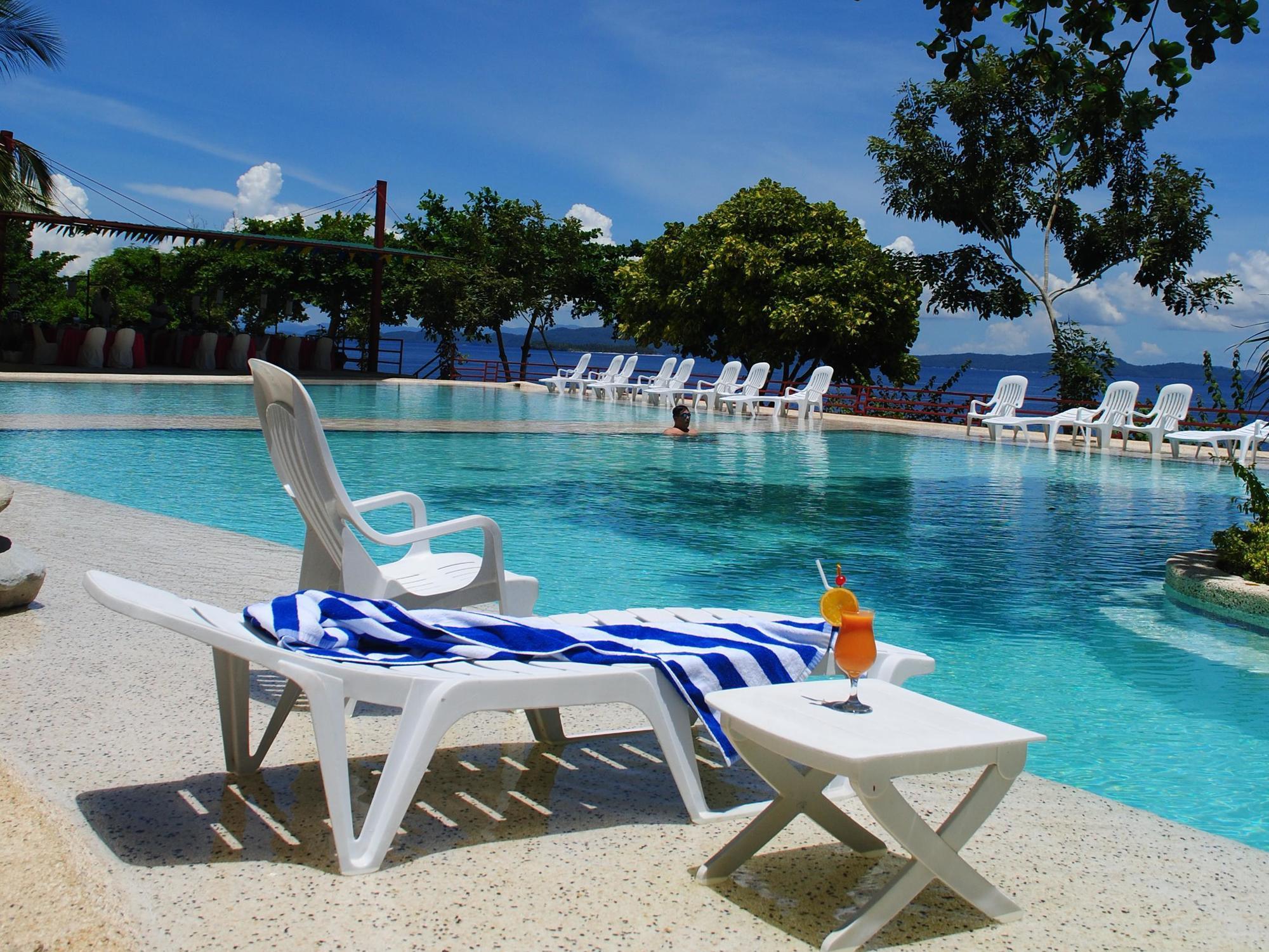 Almont Beach Resort Surigao Exterior foto