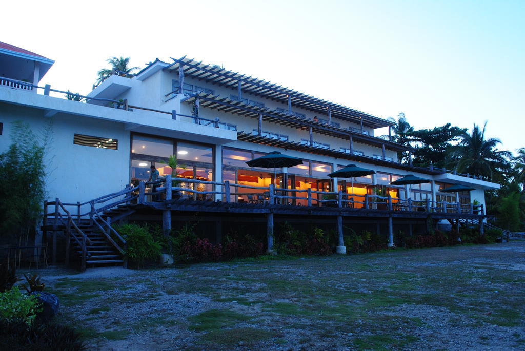 Almont Beach Resort Surigao Exterior foto