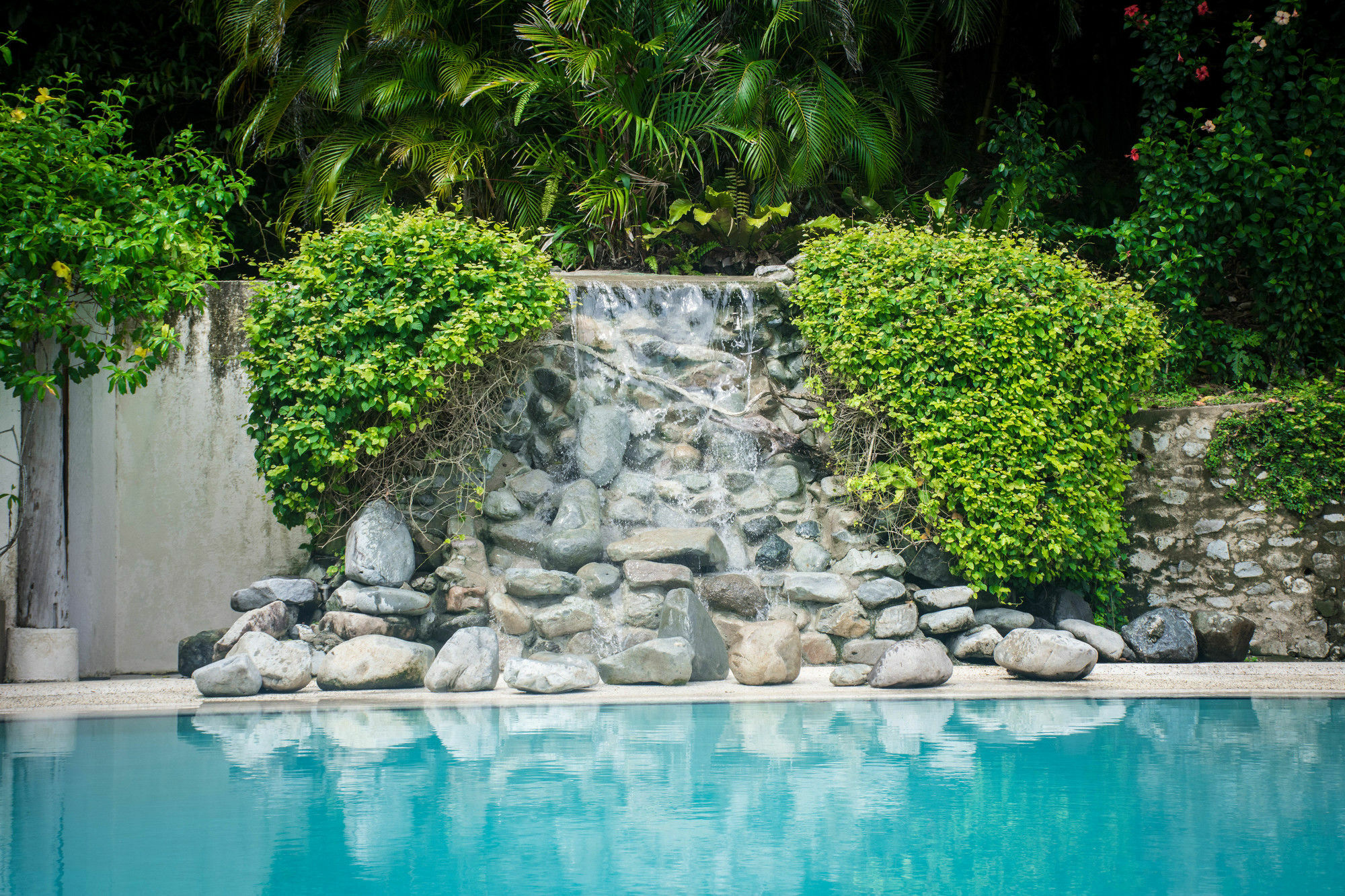 Almont Beach Resort Surigao Exterior foto